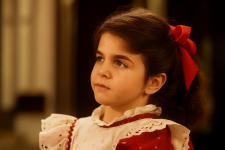 bailee madison if she was in small wonderr.png